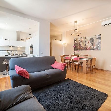 Colosseum Roomy Apartment Rome Exterior photo