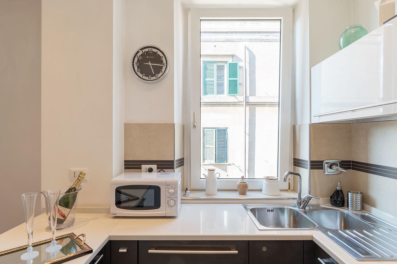 Colosseum Roomy Apartment Rome Exterior photo