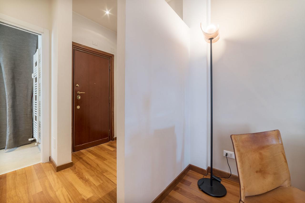 Colosseum Roomy Apartment Rome Exterior photo