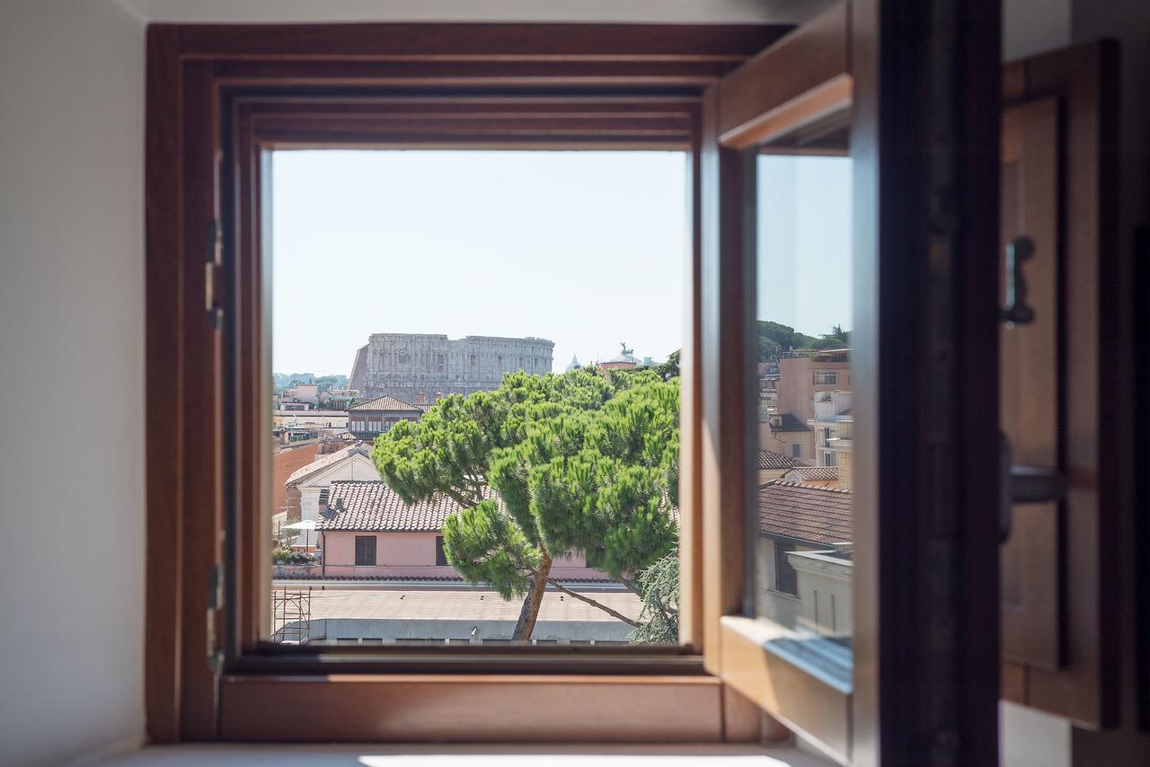 Colosseum Roomy Apartment Rome Exterior photo
